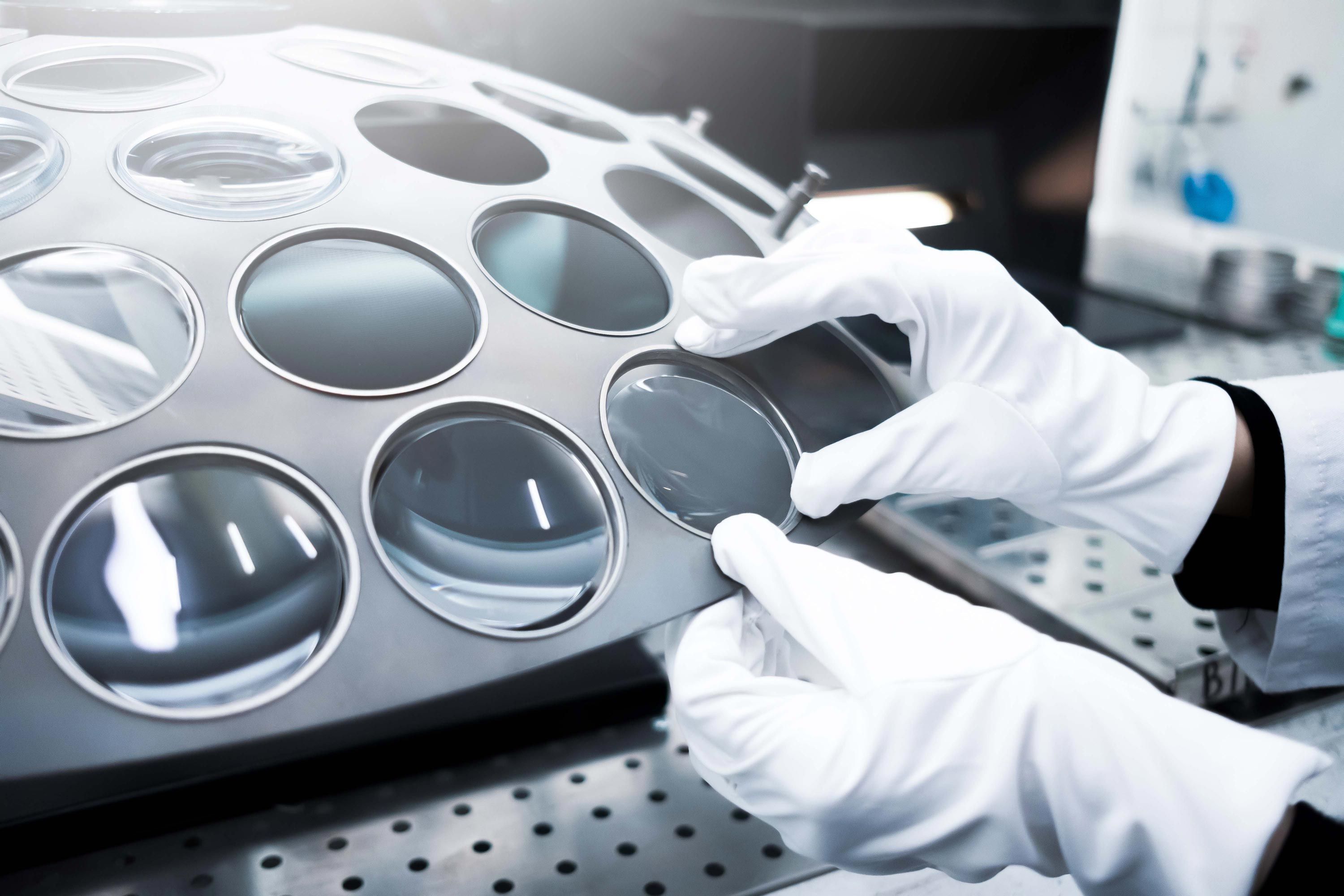 lens production machine